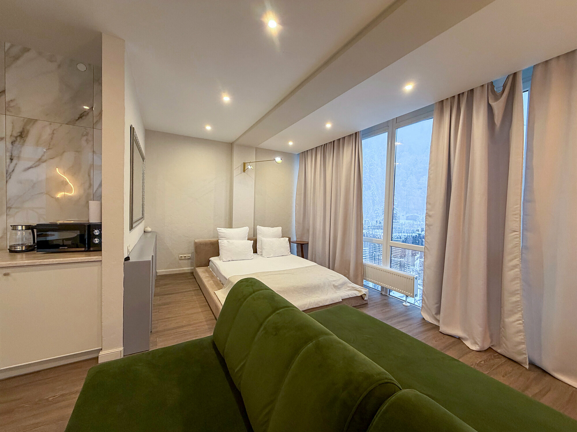 Полулюкс с ванной