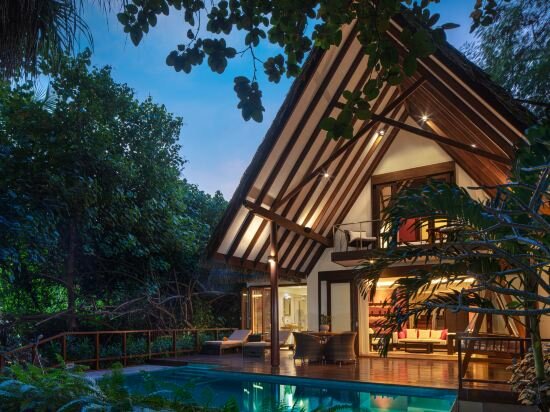 Meedhupparu Residence With Pool