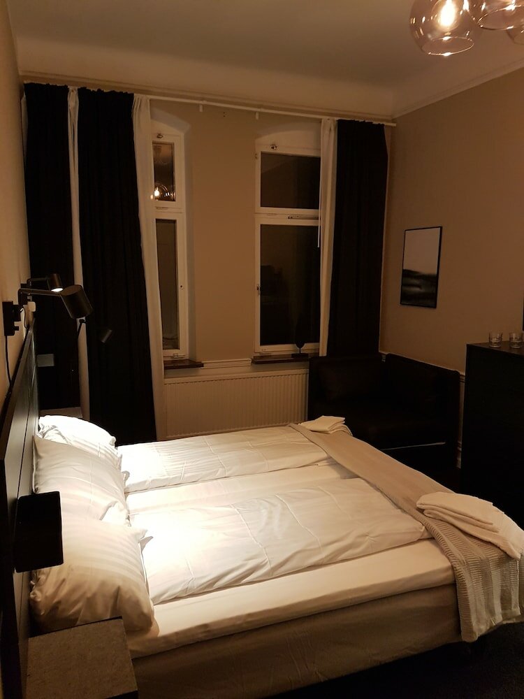 Double Room (Extra bed)