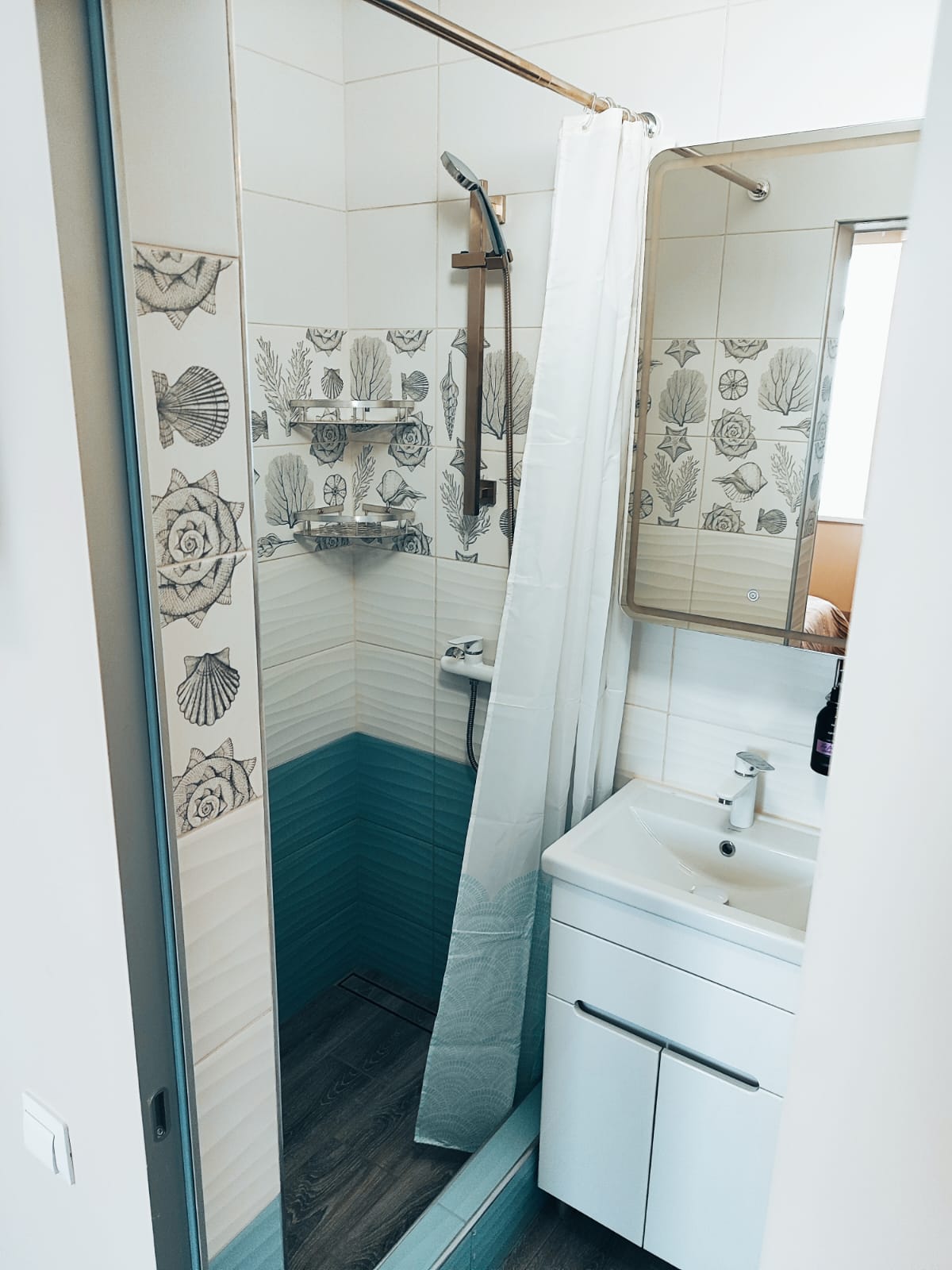 Двухместный номер с доп. местом без балкона с видом на море