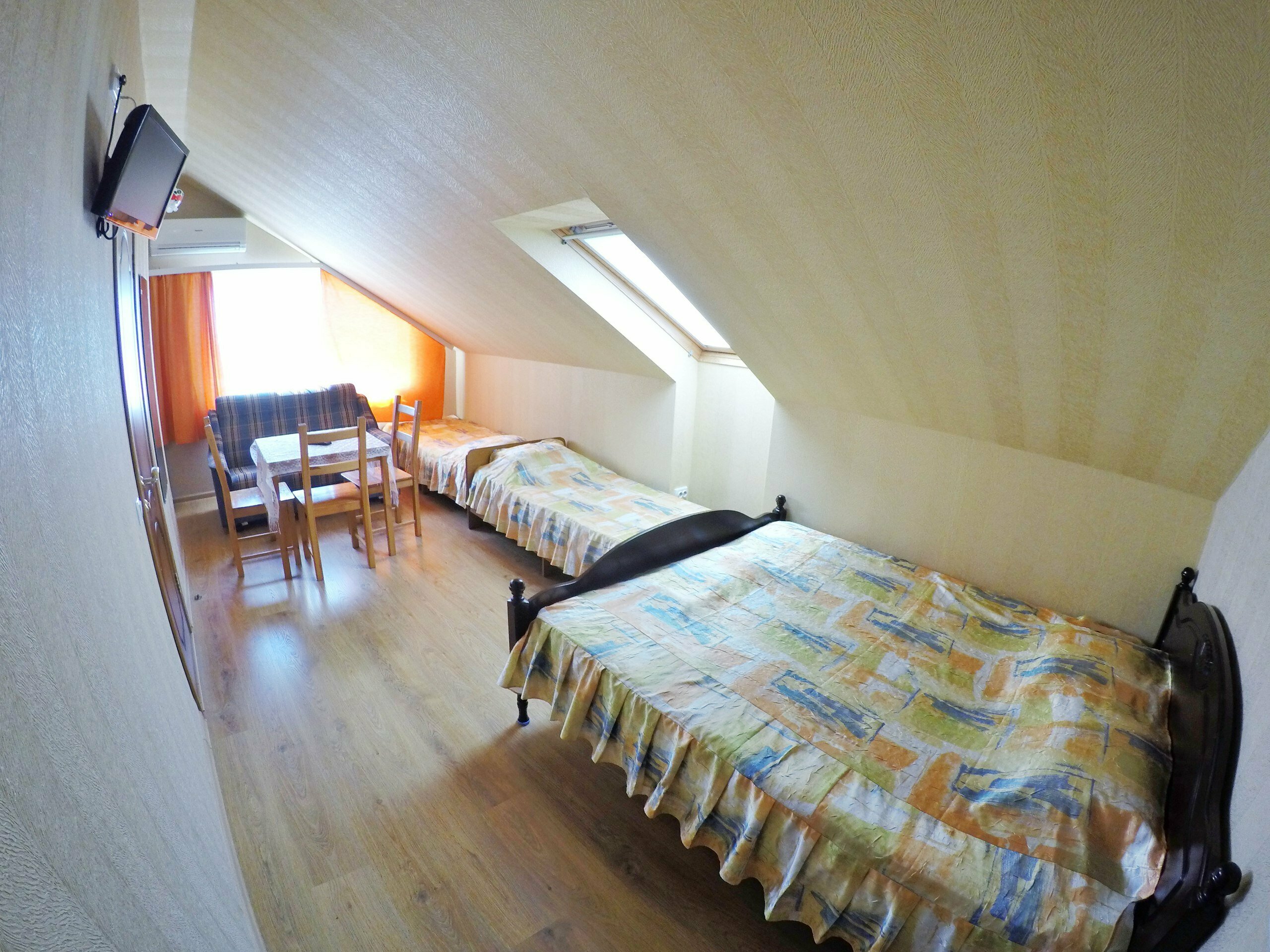 Семейный номер с видом на море