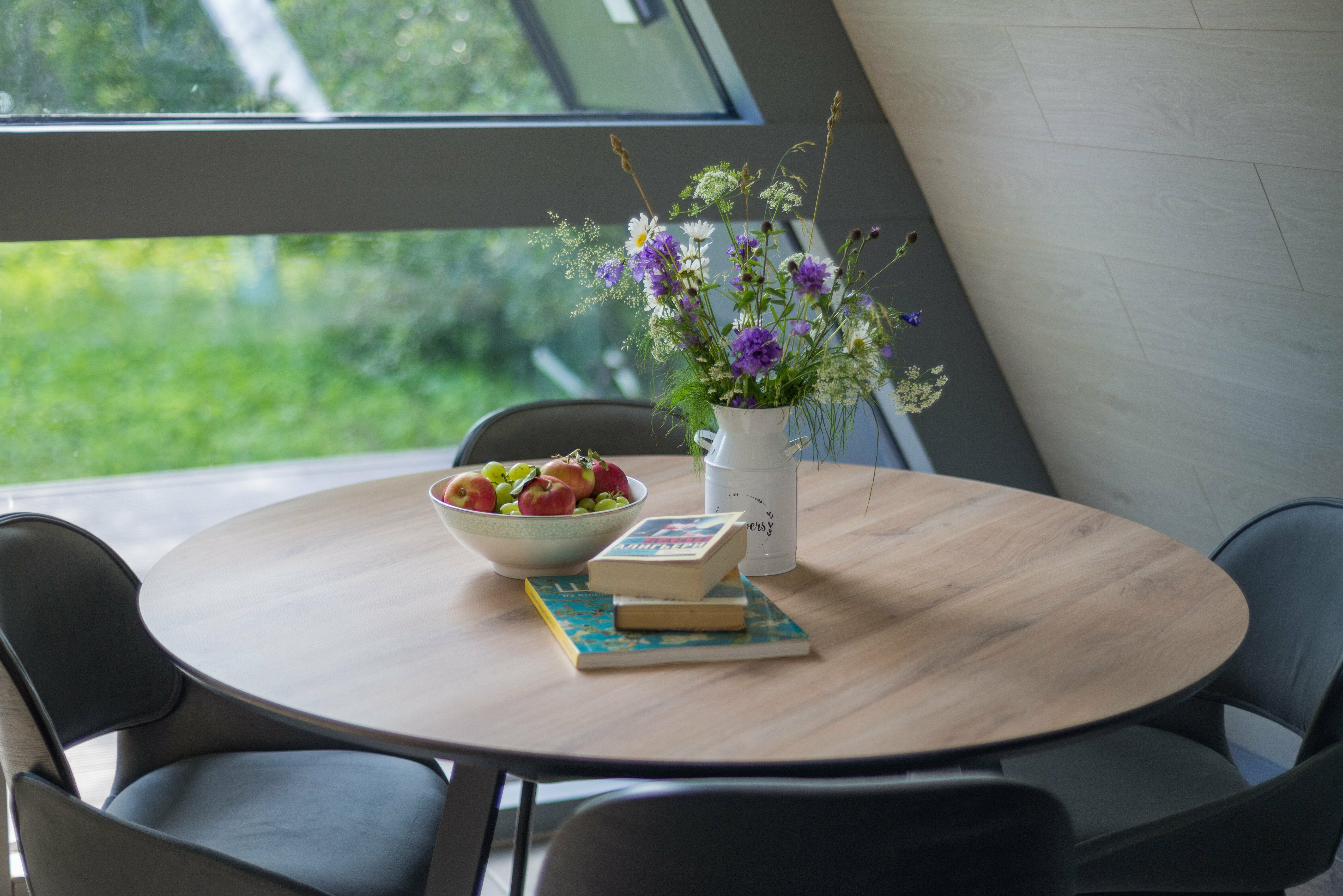 Коттедж а-фрейм с двумя спальнями