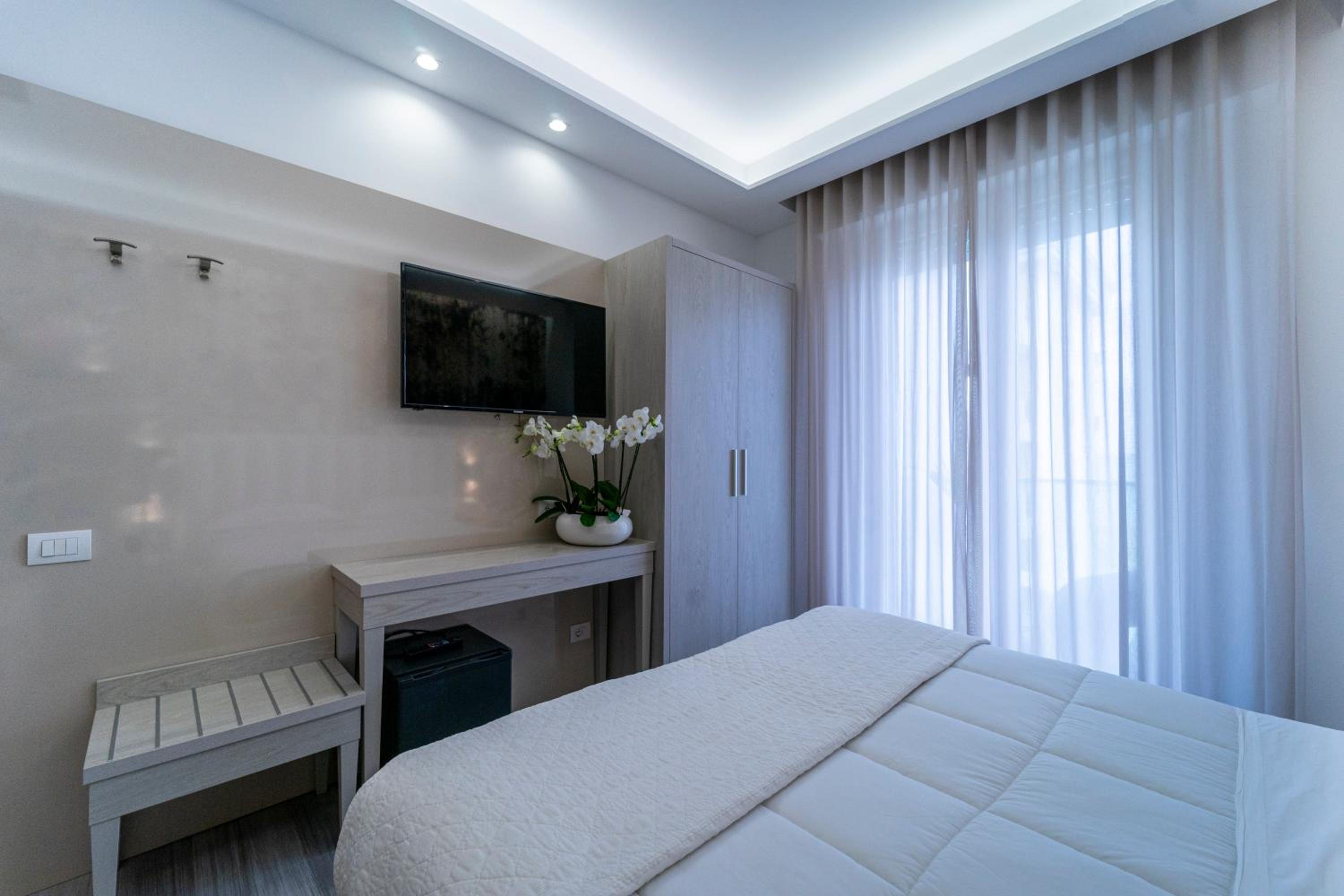 Quadruple Room with Sea View