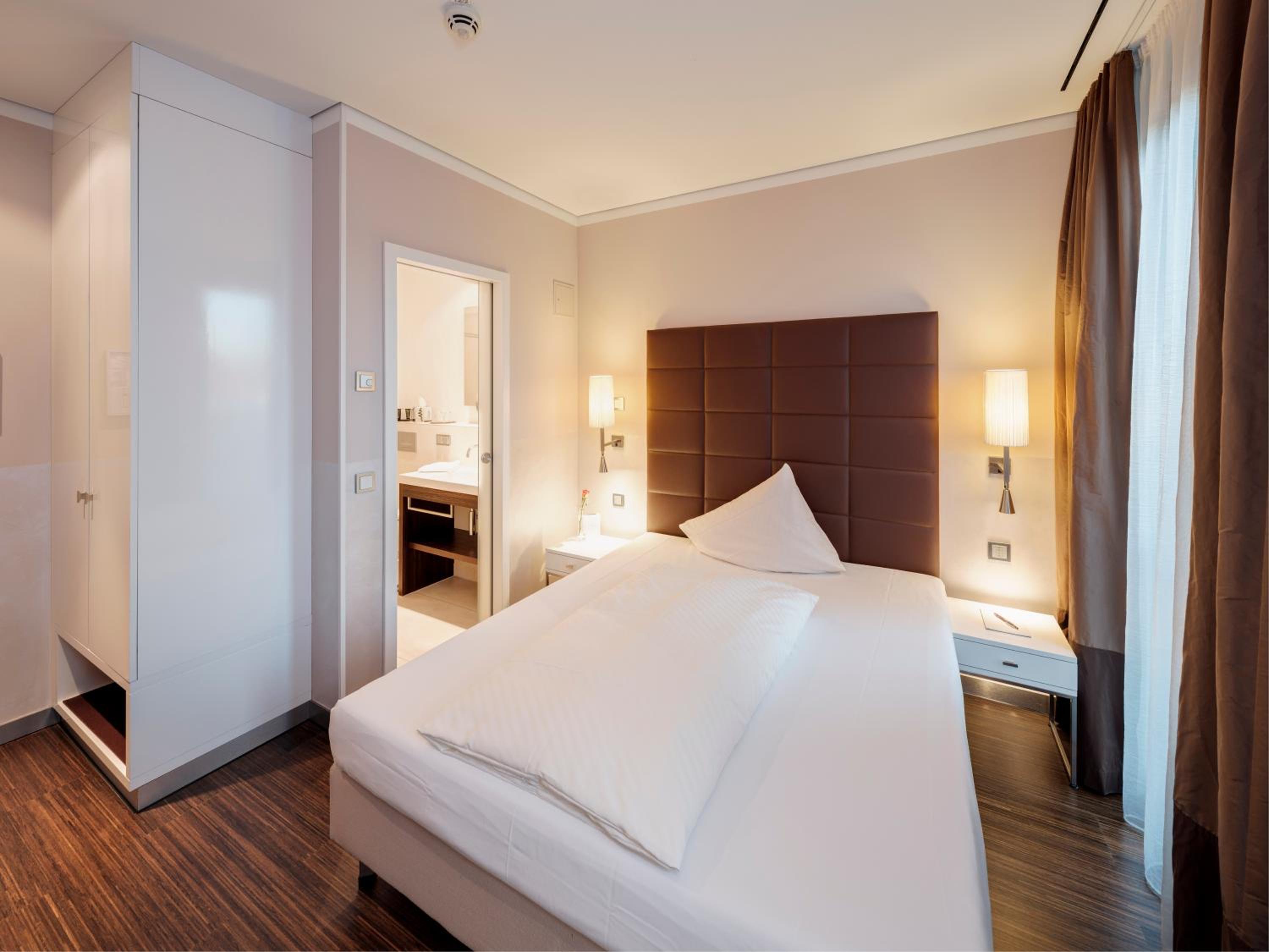 Superior Single Room