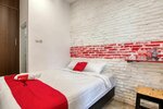 Double Room в RedDoorz Syariah @ Jl. Cengger Ayam Dalam