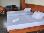 Deluxe Double Bed Room Pool and Garden View в Mango Tree Villa Bentota