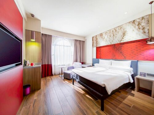 Superior Queen Room в Ibis Melaka