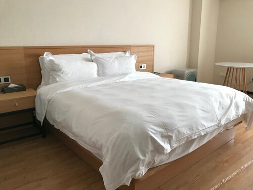 Superior Double Room в Kingtown Hotel Hongqiao