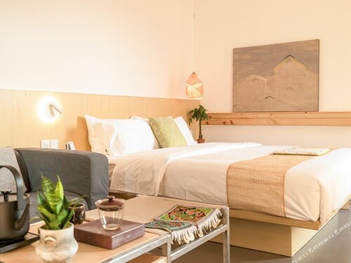 Chuanshe Xiangshan City Light Deluxe Double Bed Room в Zen Tea House Elephant Trunk Hill Park