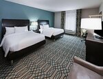 Two Queen Mobility/Hearing Accessible with Tub в Hilton Garden Inn West Little Rock