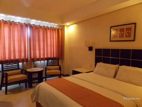 Улучшенный номер, 1 двуспальная кровать в Goldenfield Kundutel Hotel