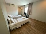 Deluxe Triple Room with Sea View в Chariton Hotel Butterworth