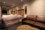 Четырёхместный номер Comfort в Hotel Le Chablis Cadillac