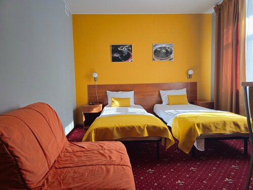 Апартаменты 202