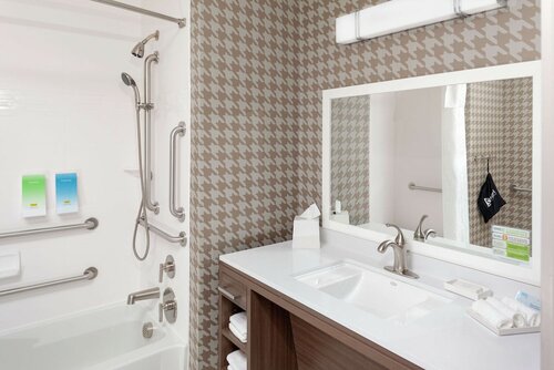 Студия, 2 двуспальные кровати «Квин-сайз», ванна (Mobility & Hearing) в Home2 Suites by Hilton San Antonio Riverwalk, Tx