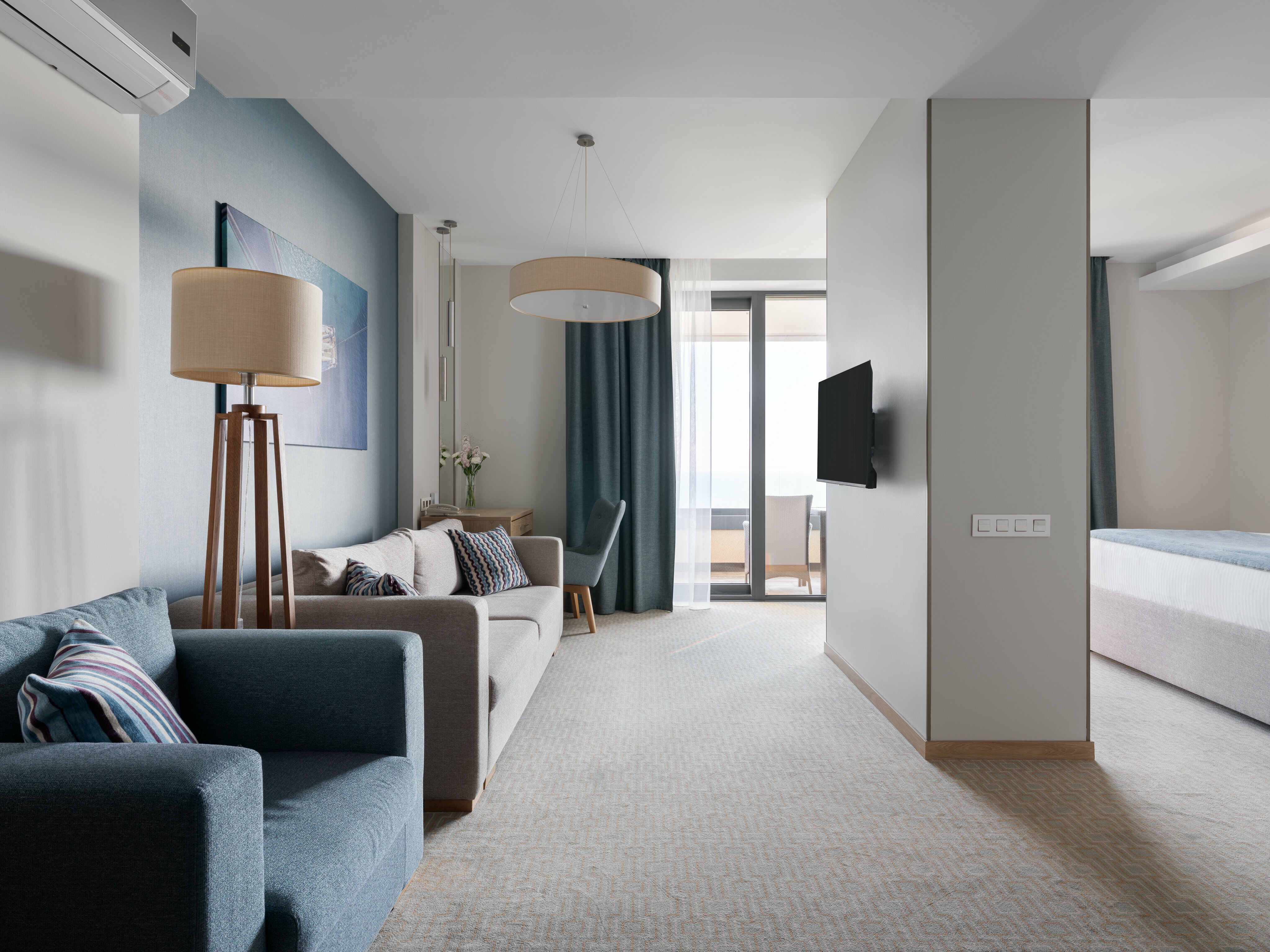 Полулюкс с 1 кроватью "king-size", балкон, вид на море