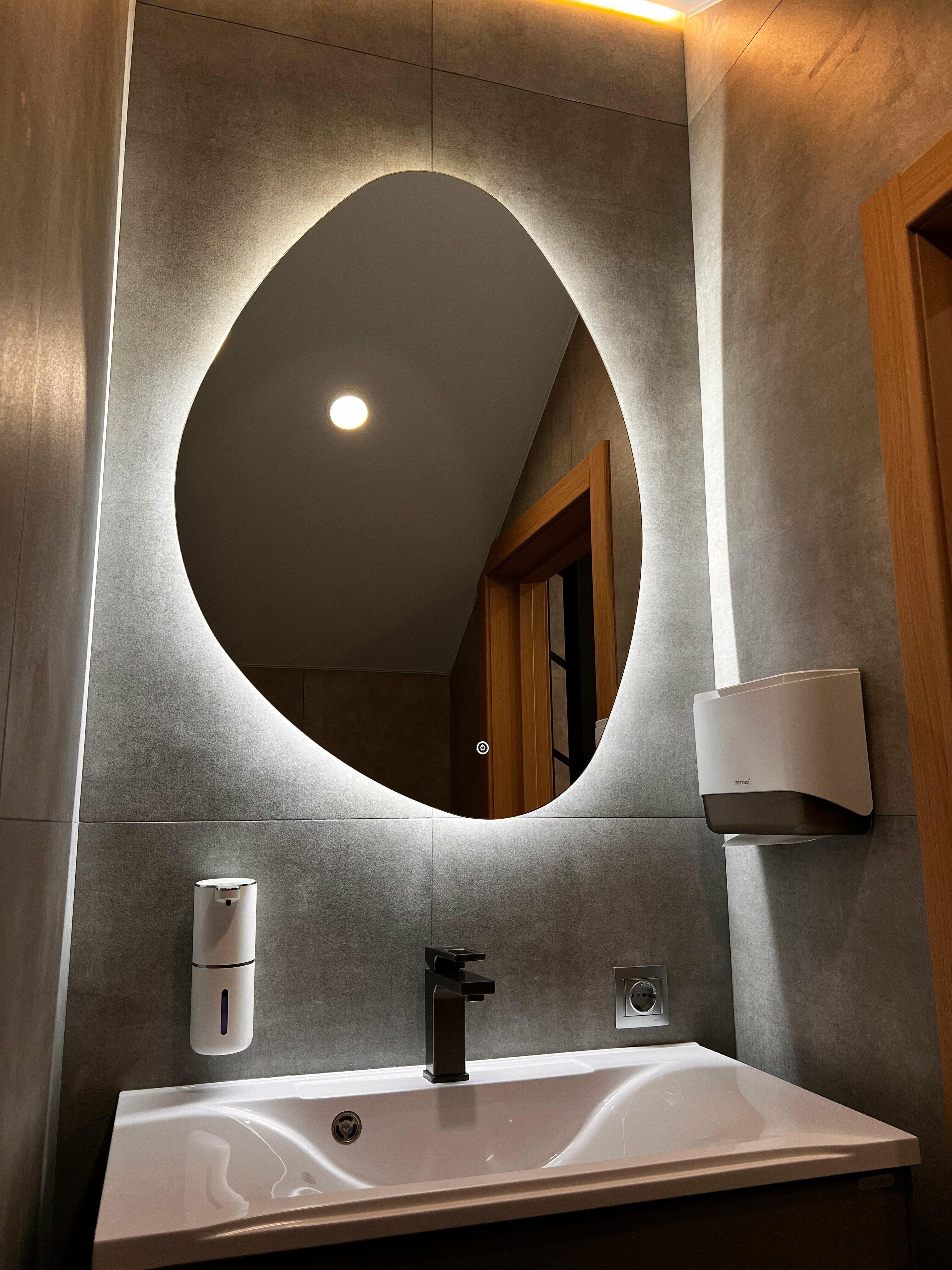 Семейный номер с видом на горы