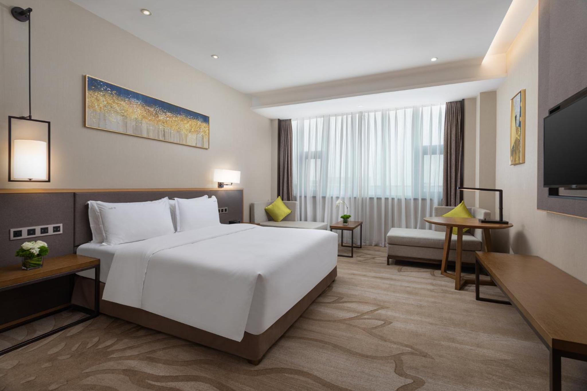 Standard King Room