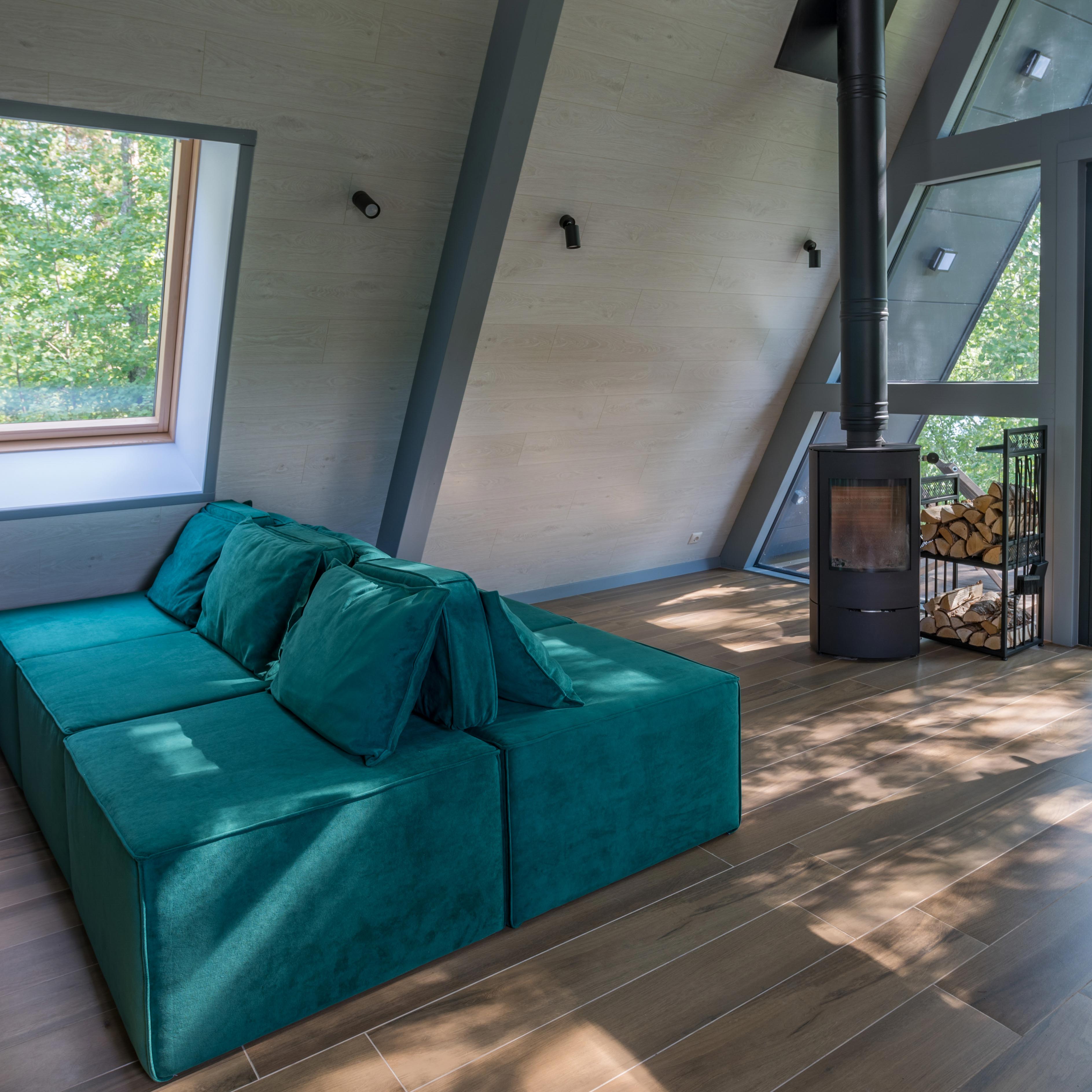 Коттедж а-фрейм с двумя спальнями