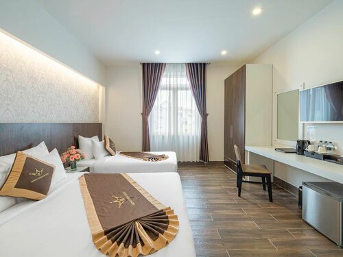 Premium Deluxe Triple Room в Minh Chien Hotel