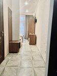 Трёхместный полулюкс с балконом с видом на бассейн в Артика