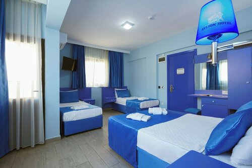 Deluxe Quadruple Room в Avlion Hotel