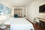 Family Room With Sea View (1 Adult) в Port Benidorm Hotel & SPA