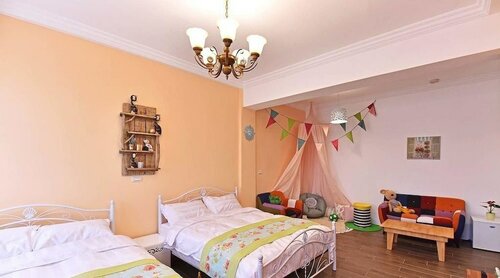 Четырехместный номер в The Charming Land
