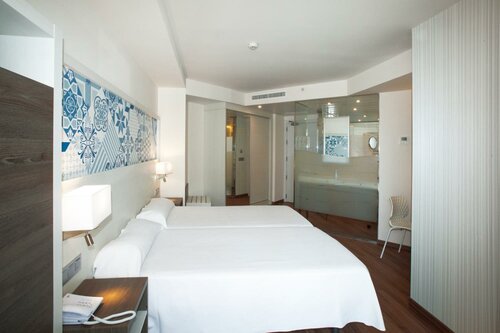 Double Room (1 Adult) в Port Benidorm Hotel & SPA