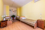 Трехместный номер СТАНДАРТ с тремя односпальными кроватями и собственными удобствами в Большой Урал