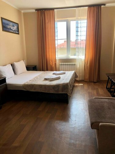 Стандартный трехместный номер в Наш дом
