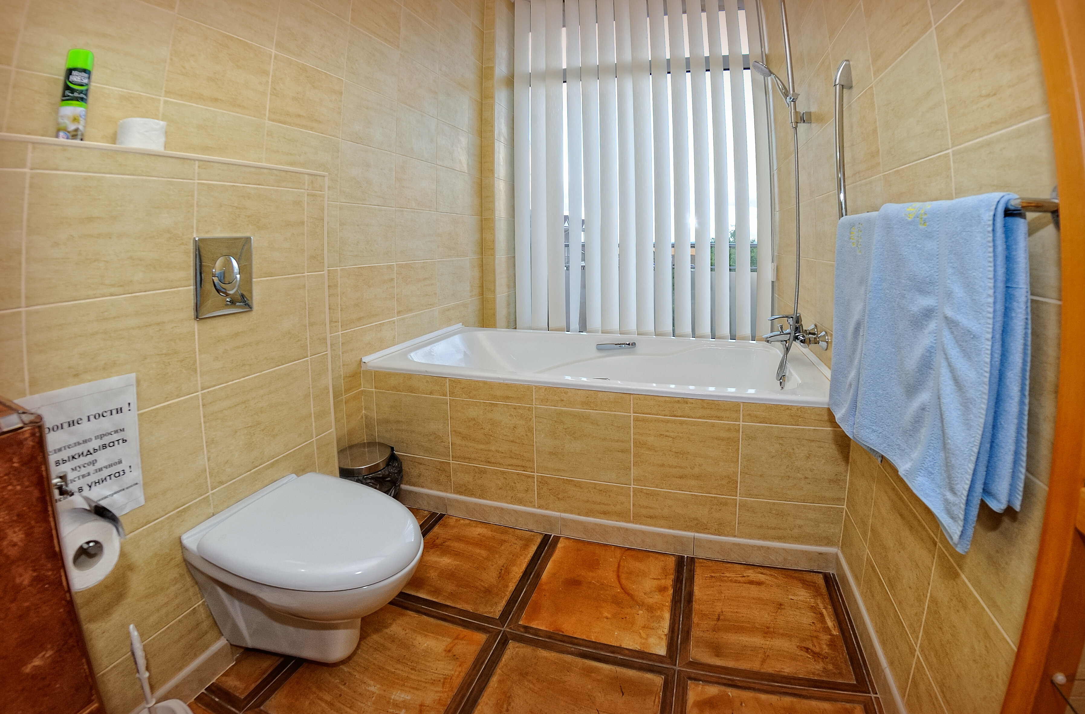 Четырехместный номер с видом на сад