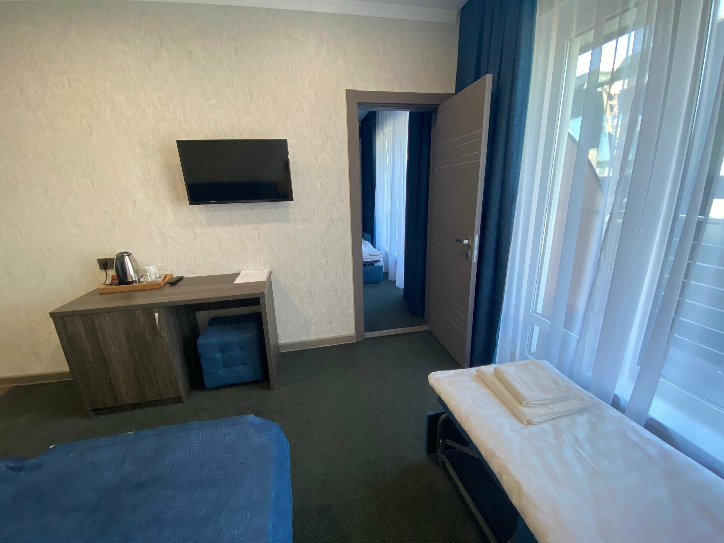 Коннект с балконом. Вид на море