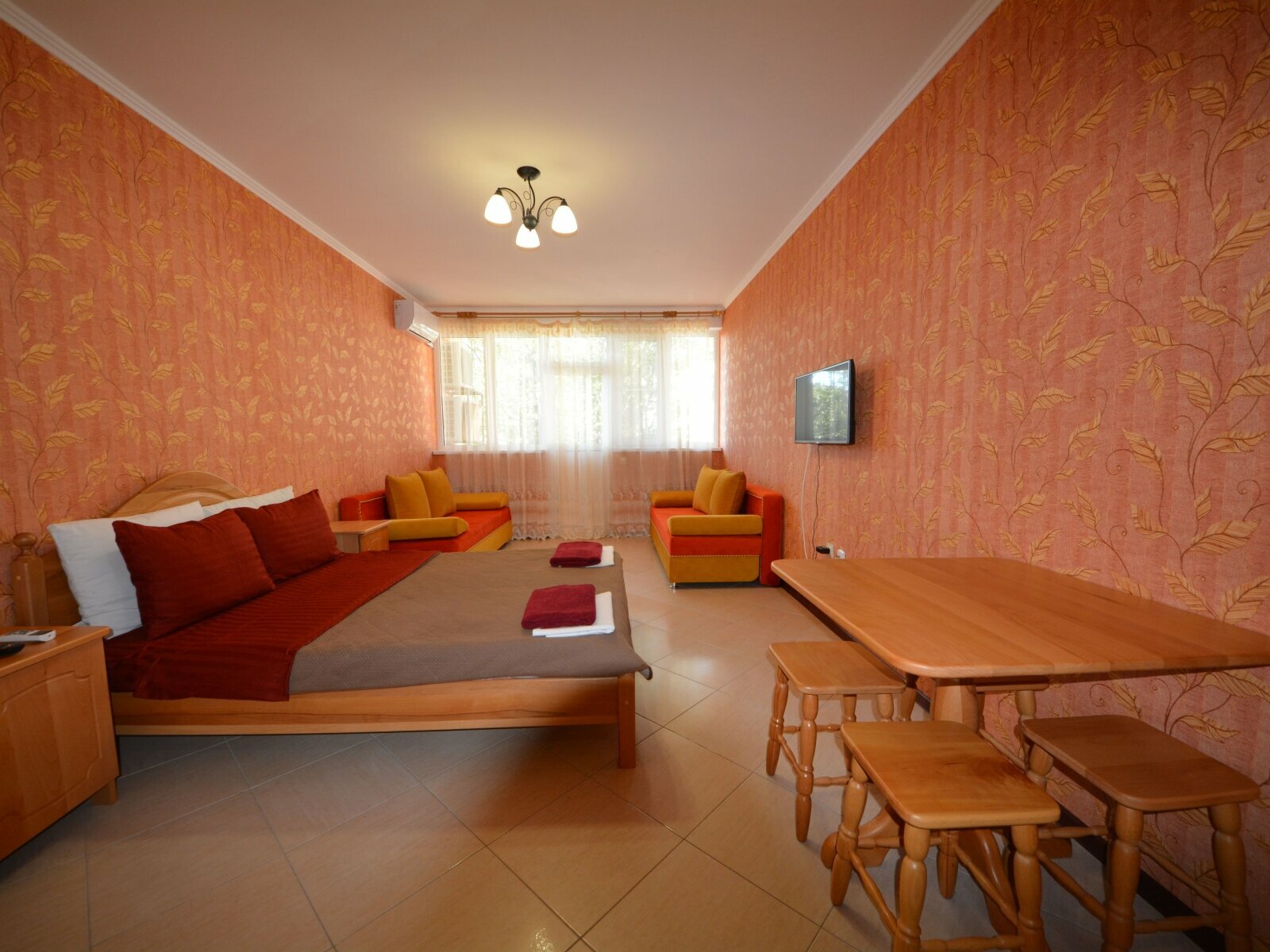 Номер-студия с балконом