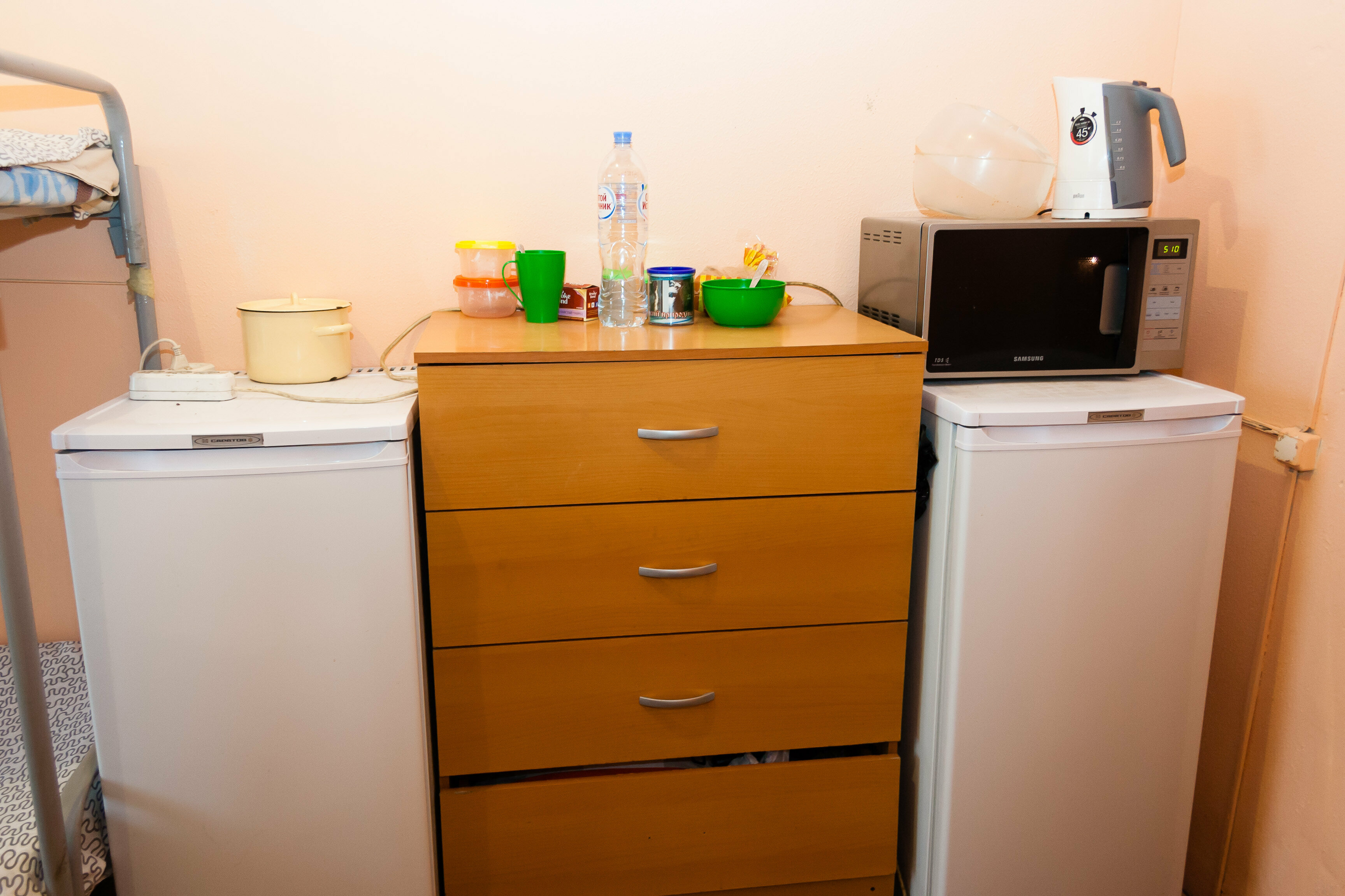 Общий номер для женщин с 8 кроватями