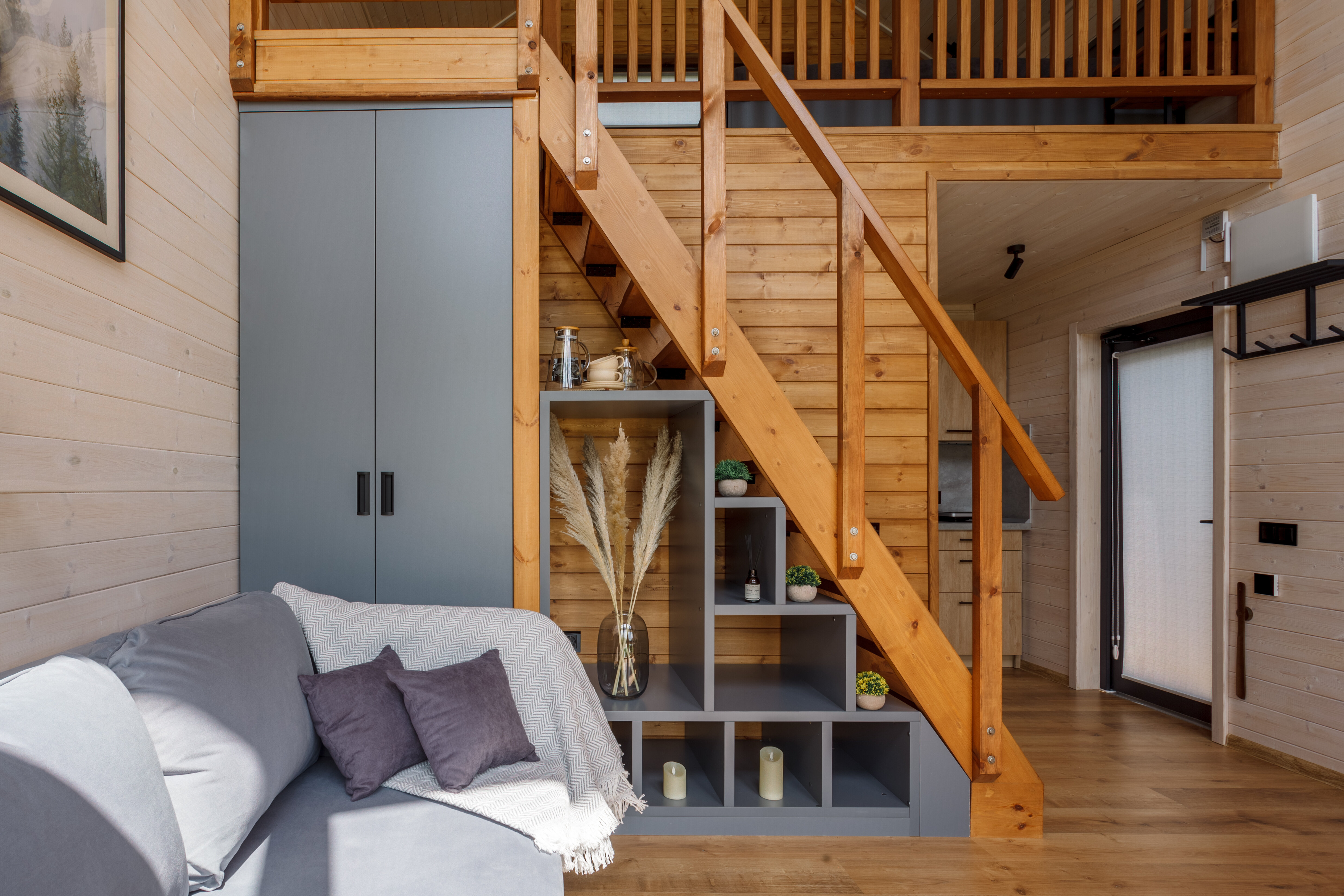 Номер-студия с кроватью размера "king-size" и диван-кроватью