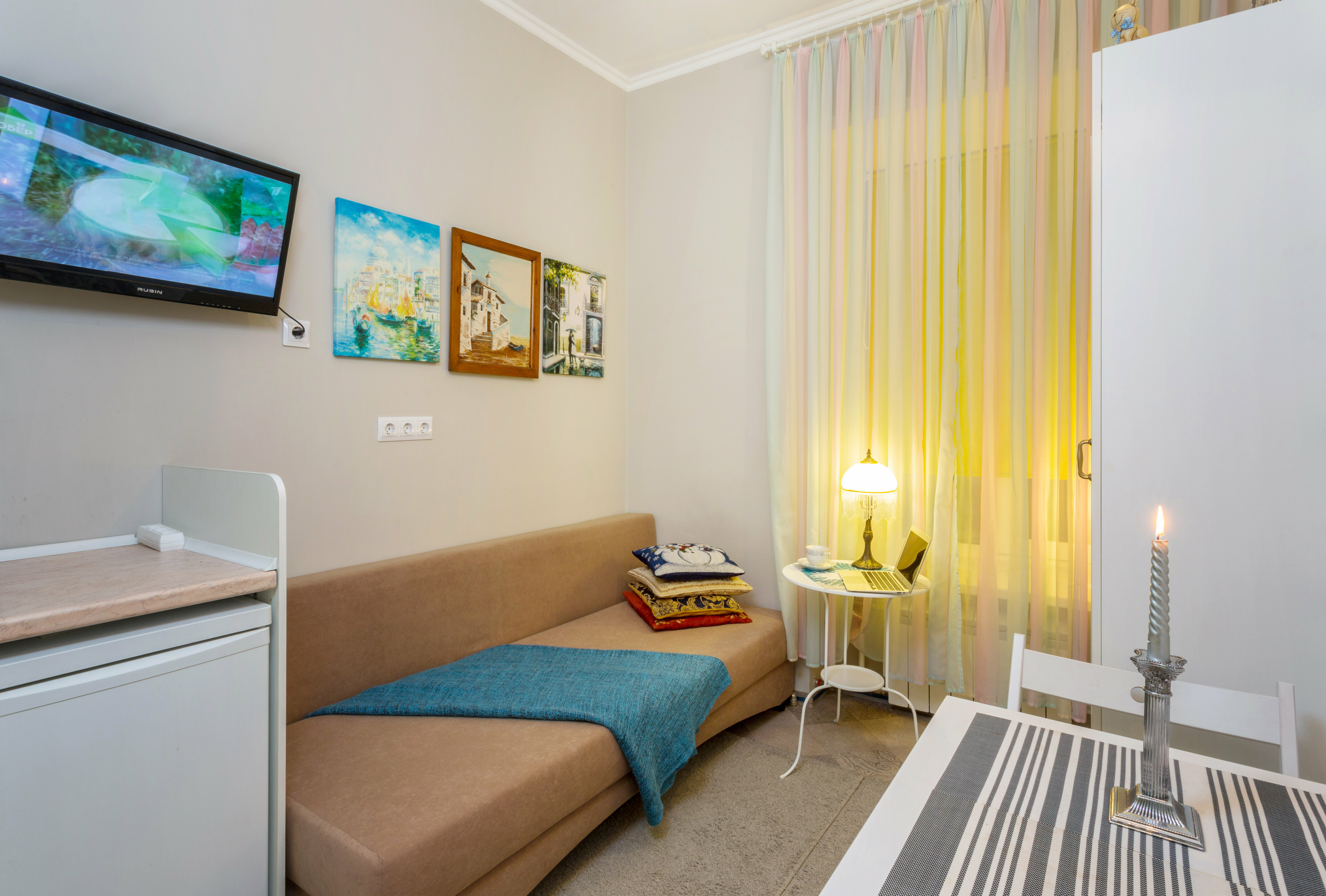 Комната-студия "Прогулка по крышам"