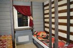 Кровать в общем 4-местном номере для мужчин и женщин в Хостел Святого Олафа