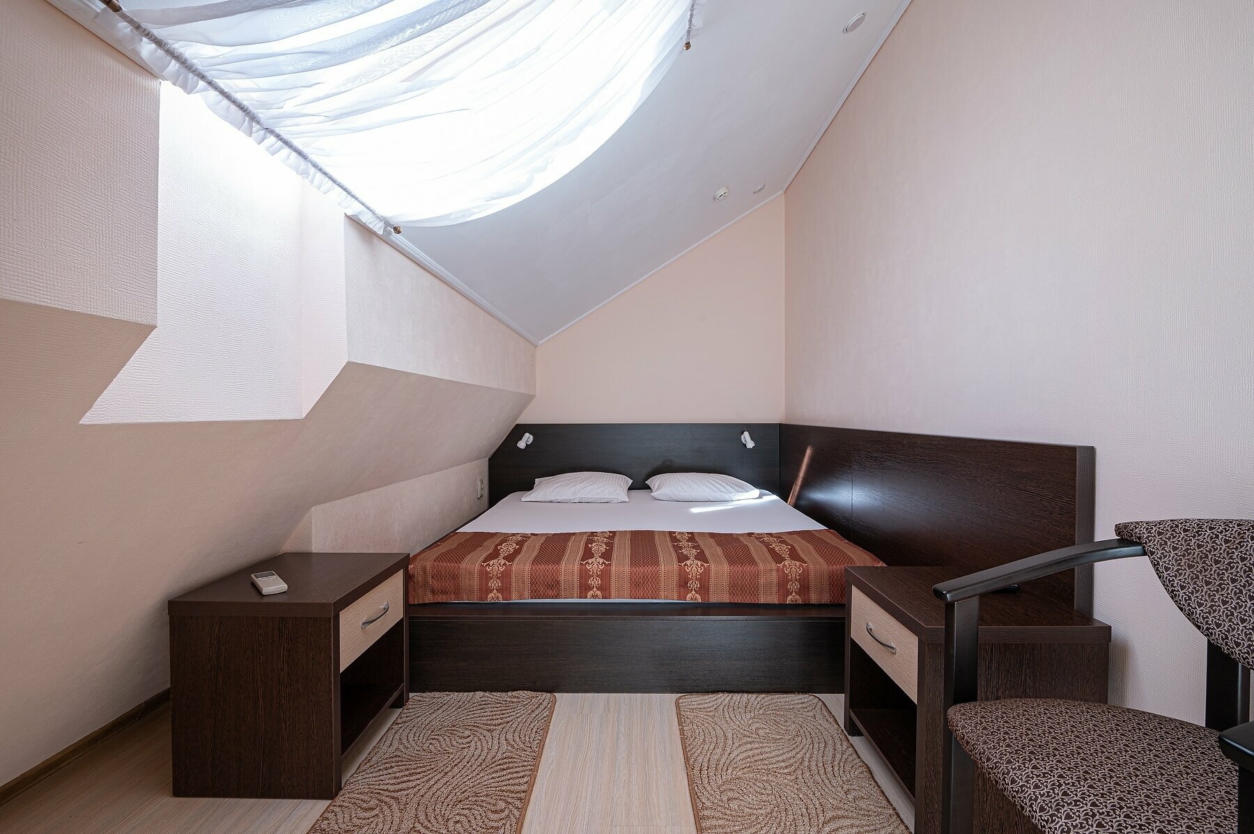 Двухуровневый номер-студия