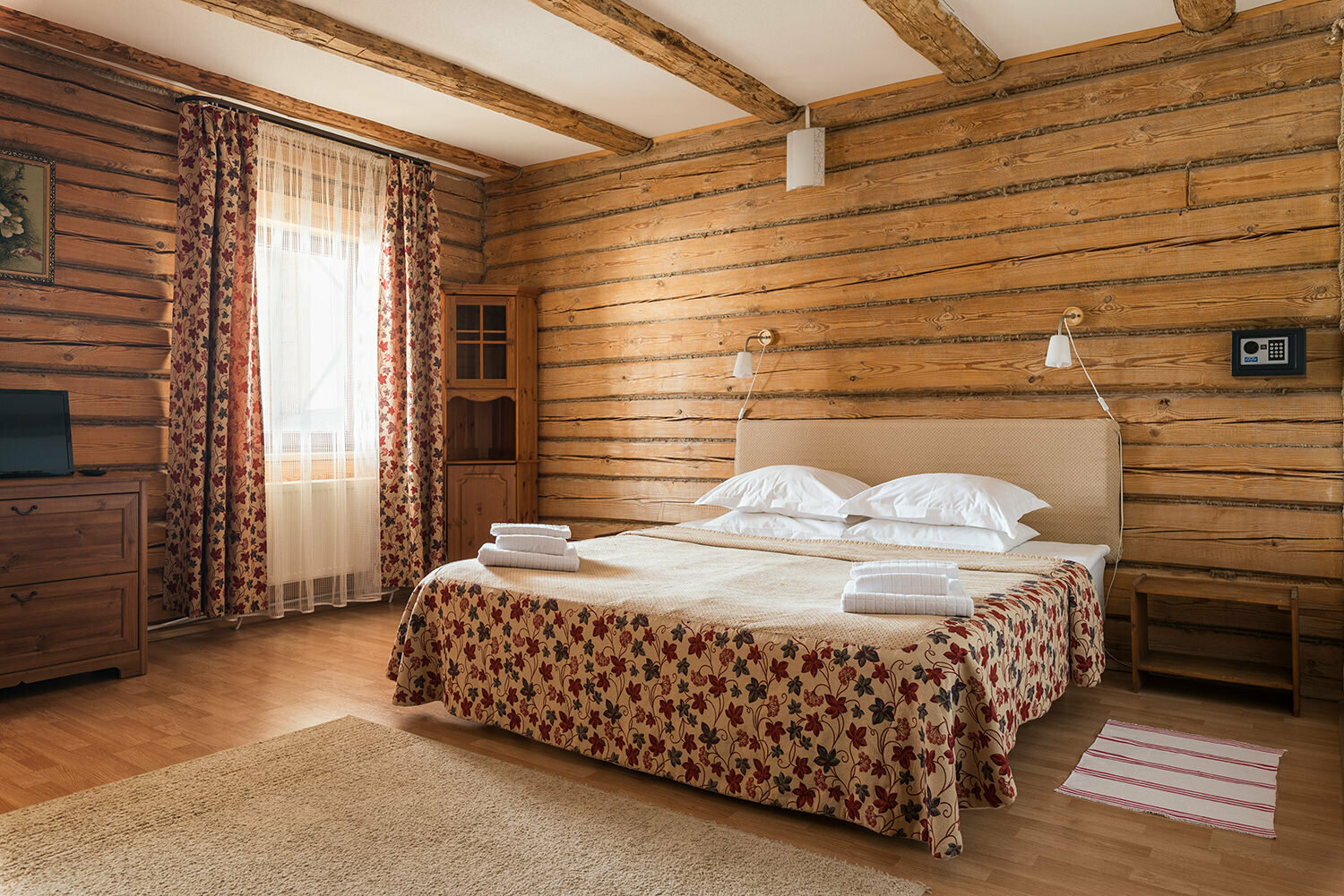 Двухместный номер с 1 кроватью и балконом