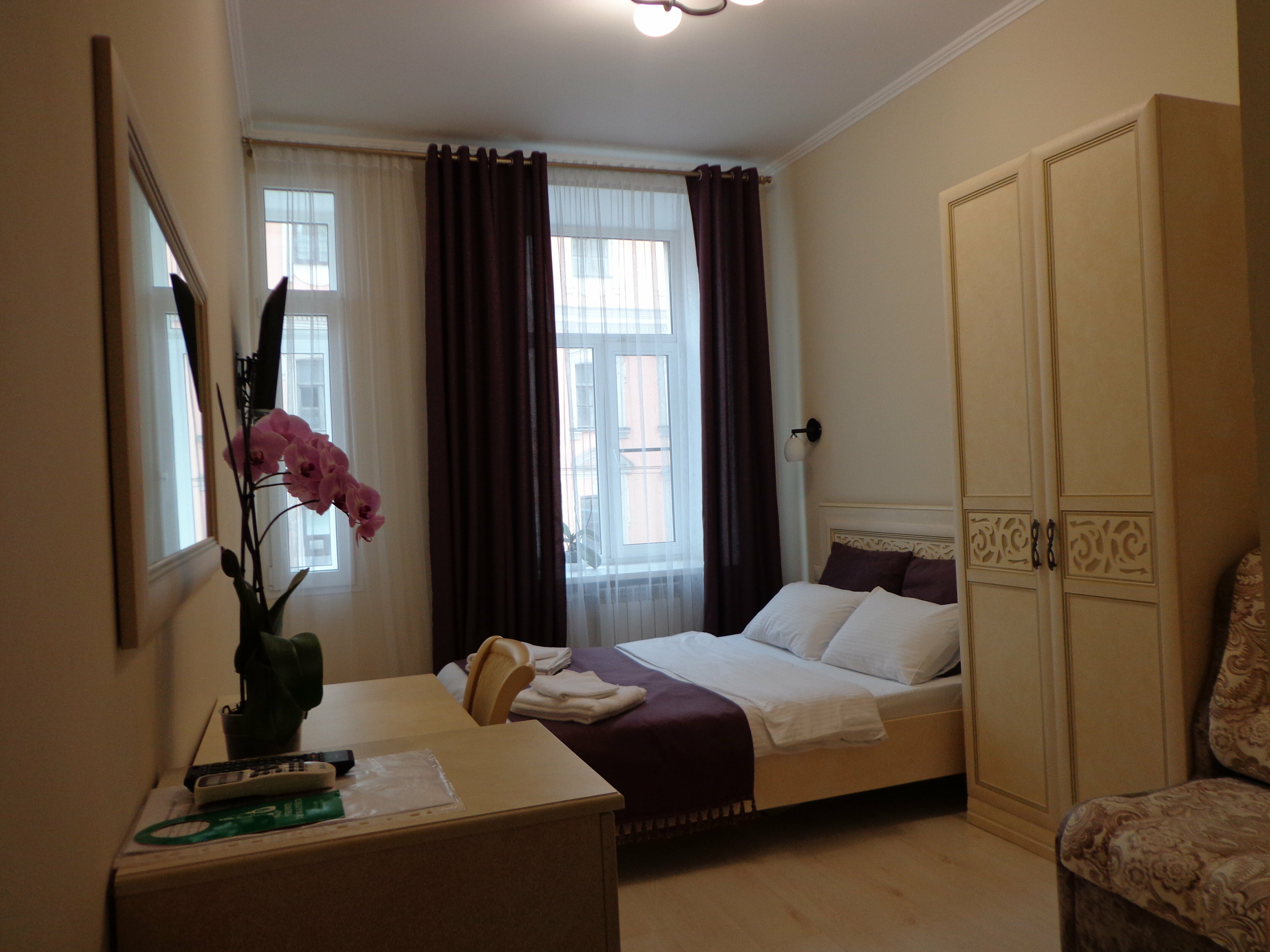 Улучшенный трехместный номер