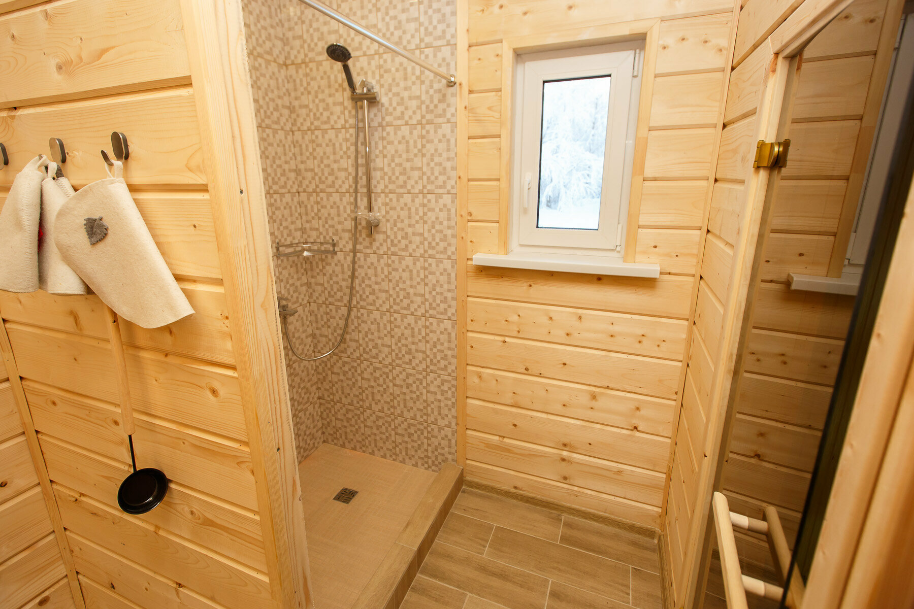 Коттедж с видом на озеро