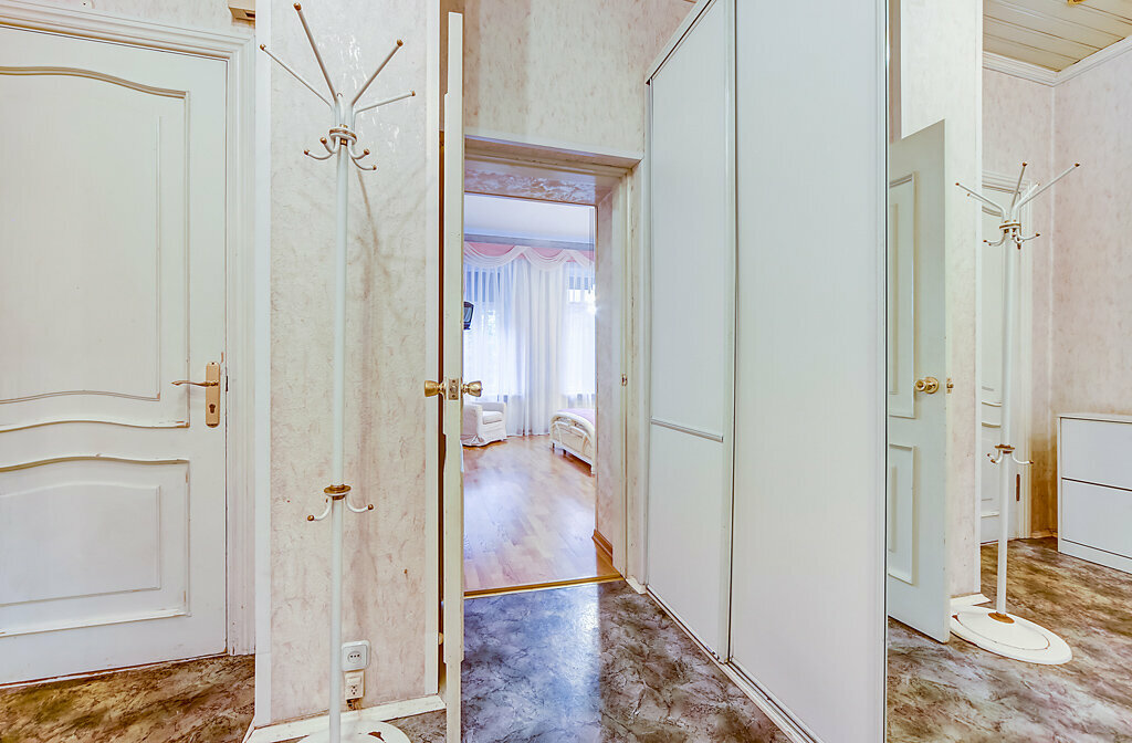 Квартира с душем 25