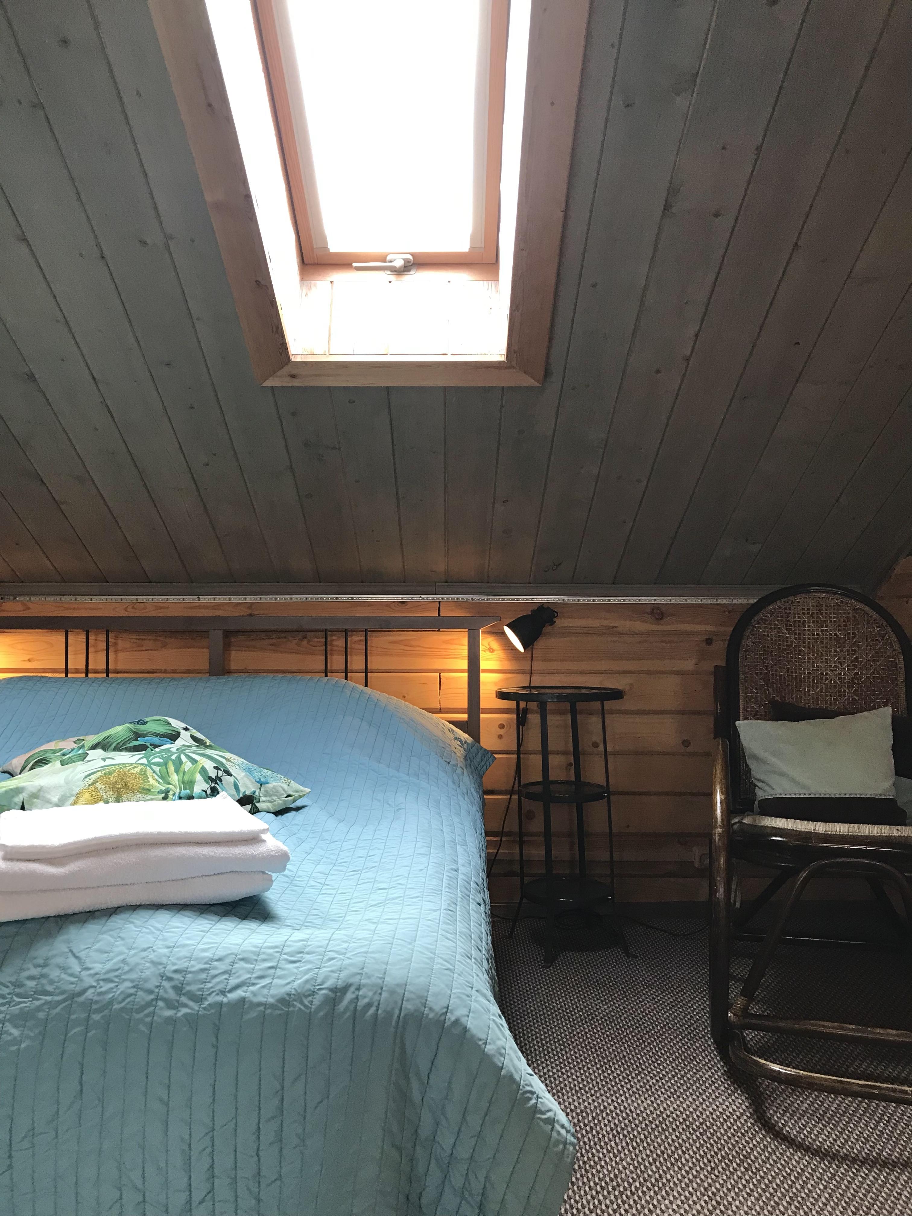 Четырехместный номер с видом на озеро