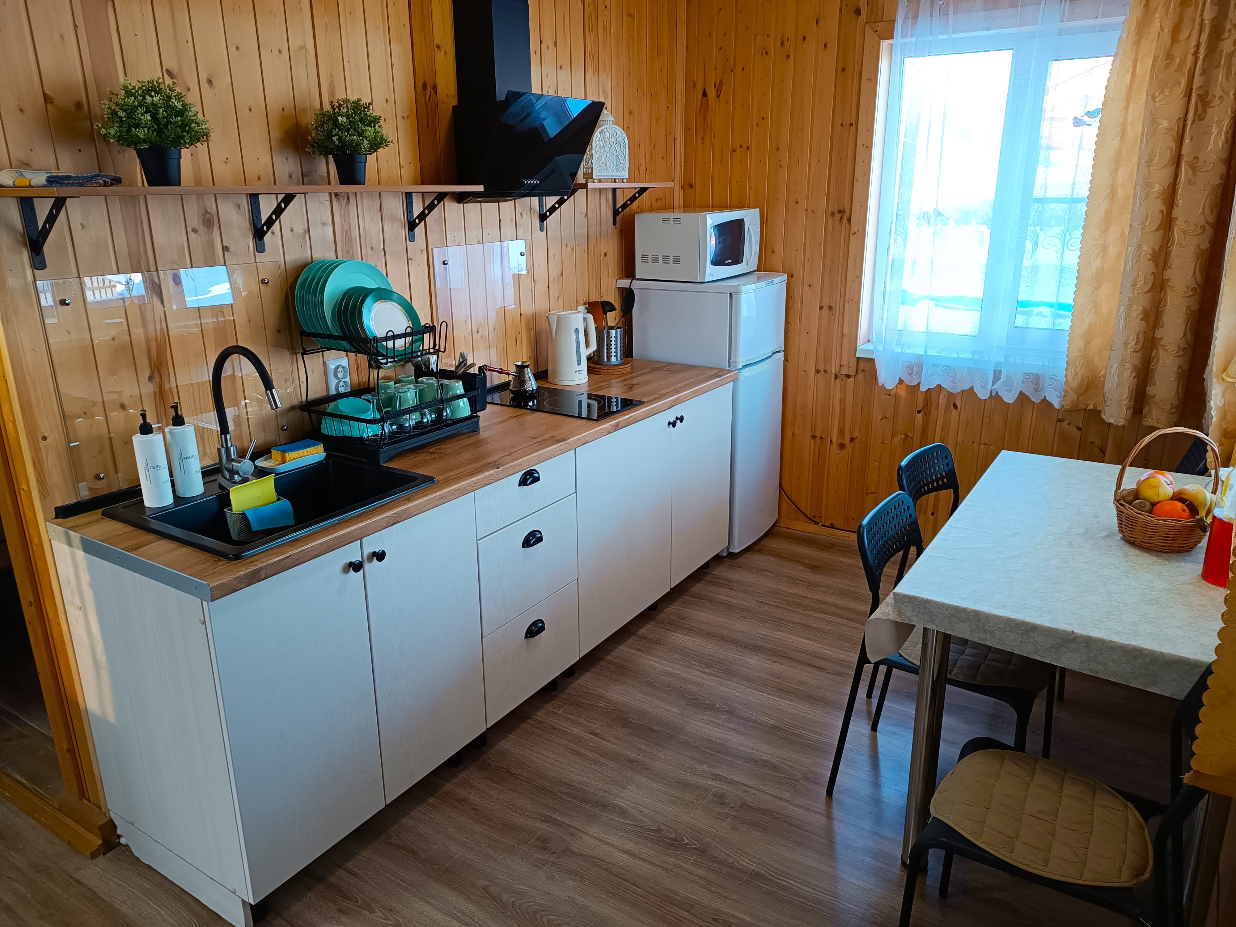 Коттедж с видом на озеро для 5 человек