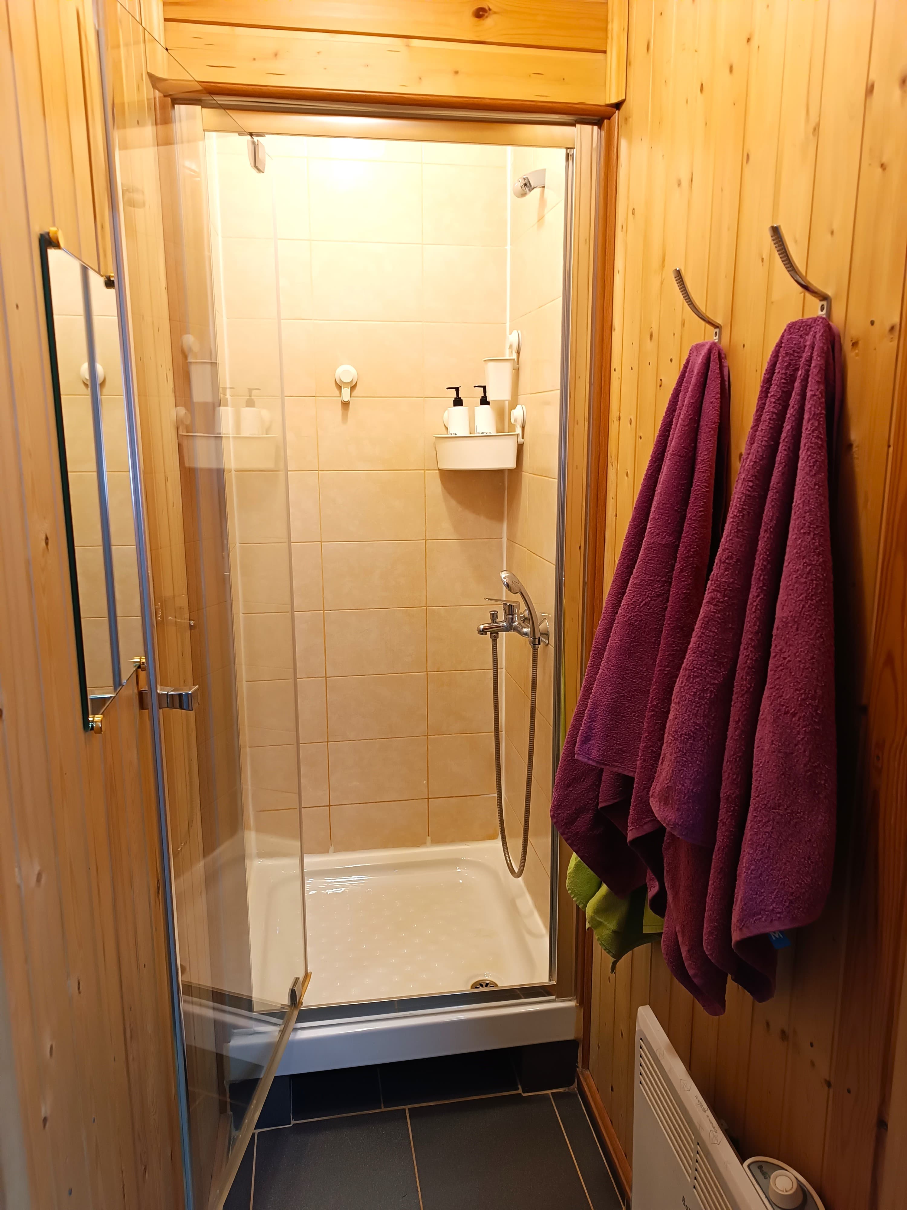 Коттедж с видом на озеро для 5 человек