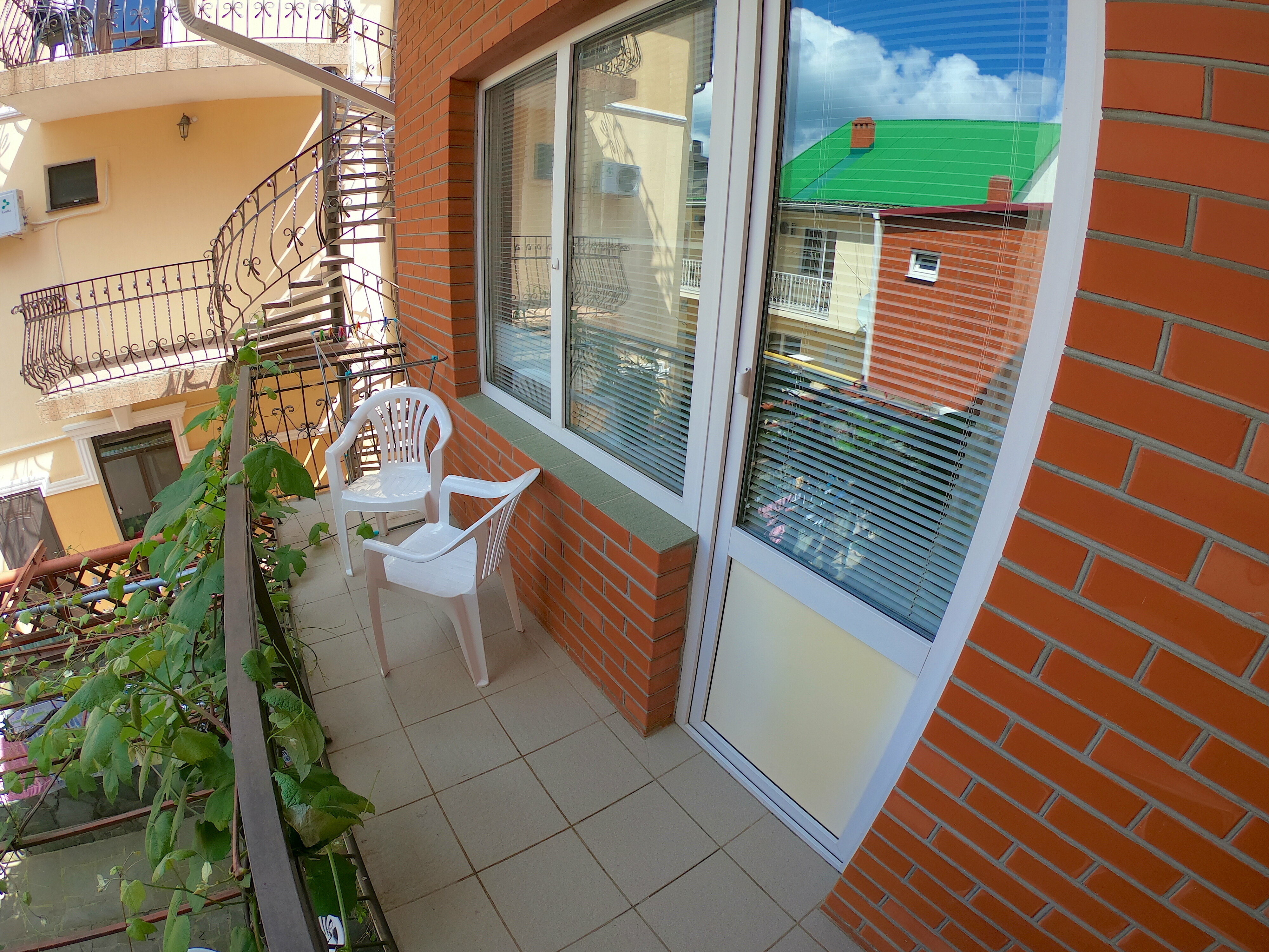 Семейный номер с балконом