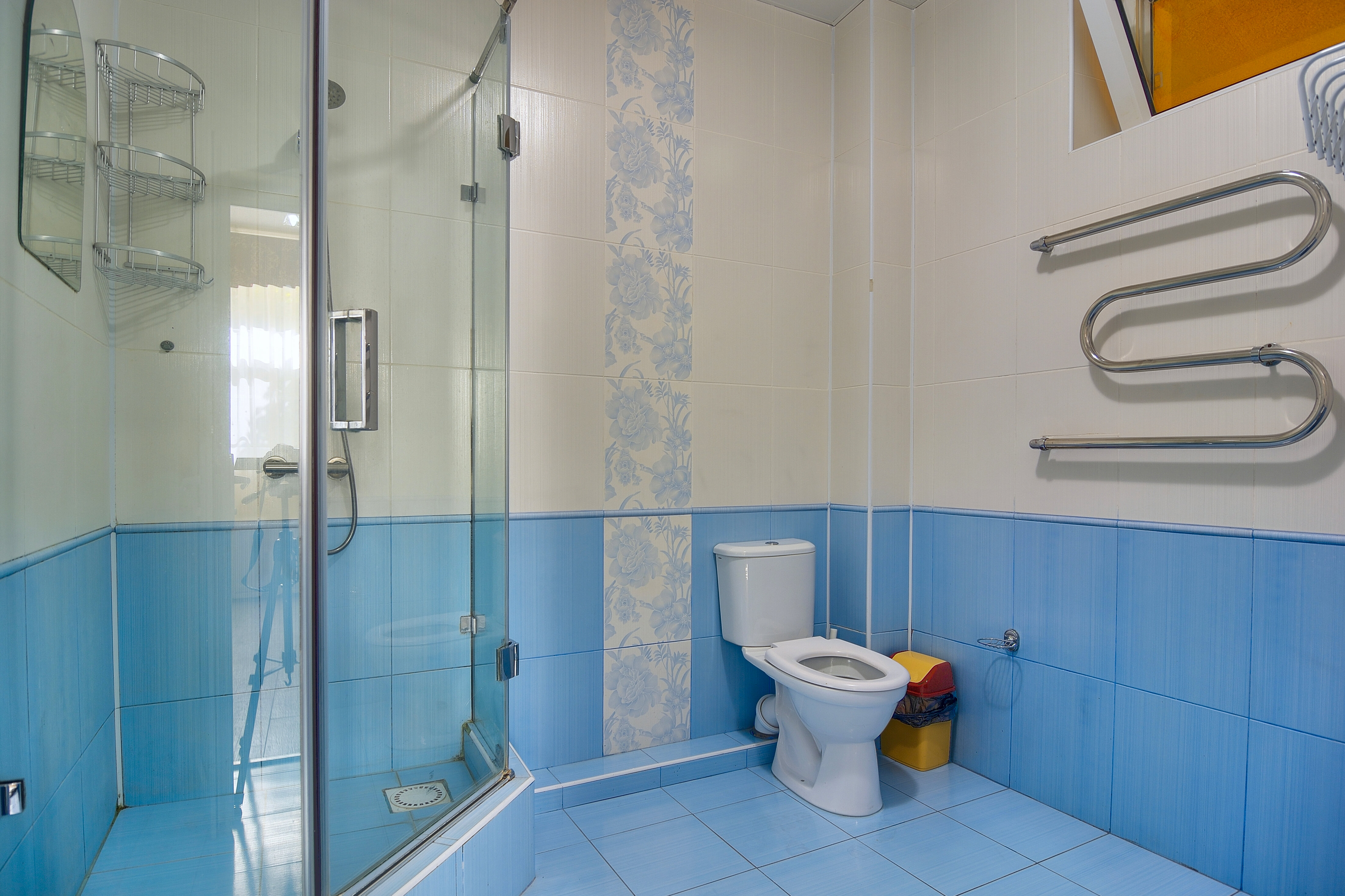 Маленький четырехместный