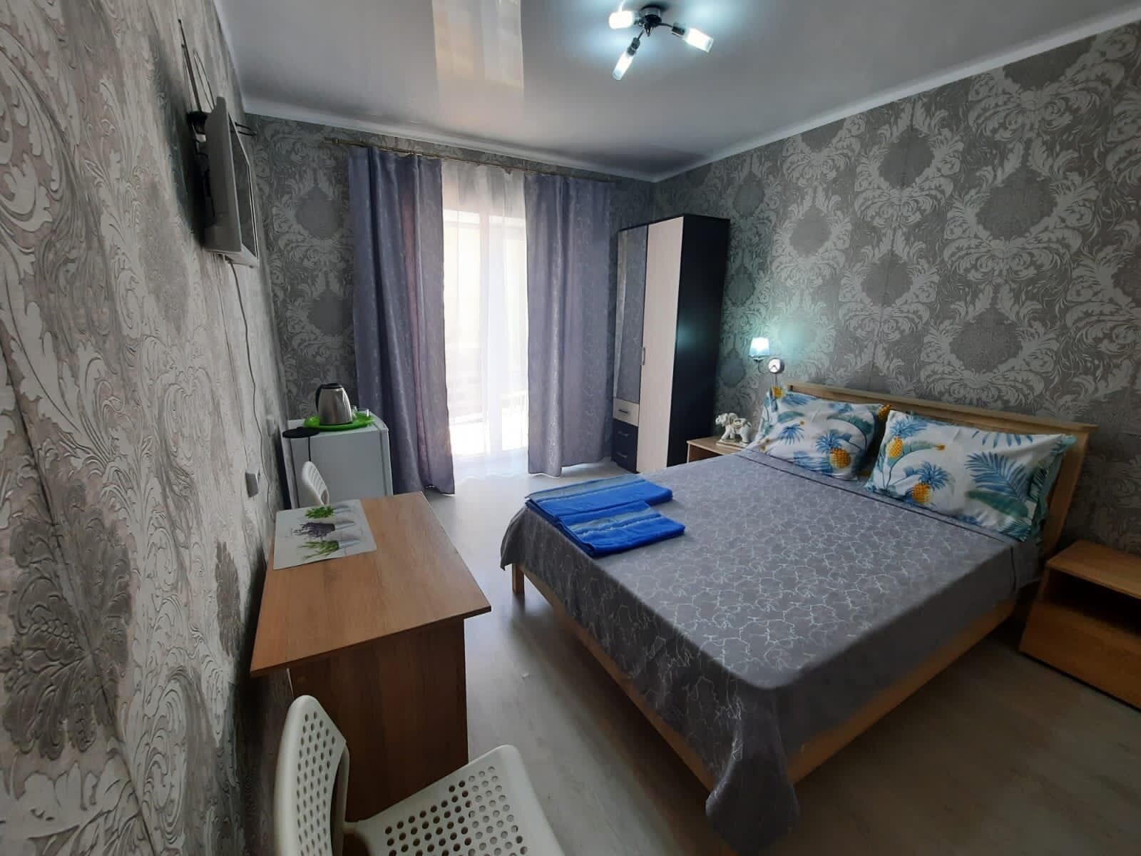 Двухместный номер с 1 кроватью или 2 отдельными кроватями и балконом