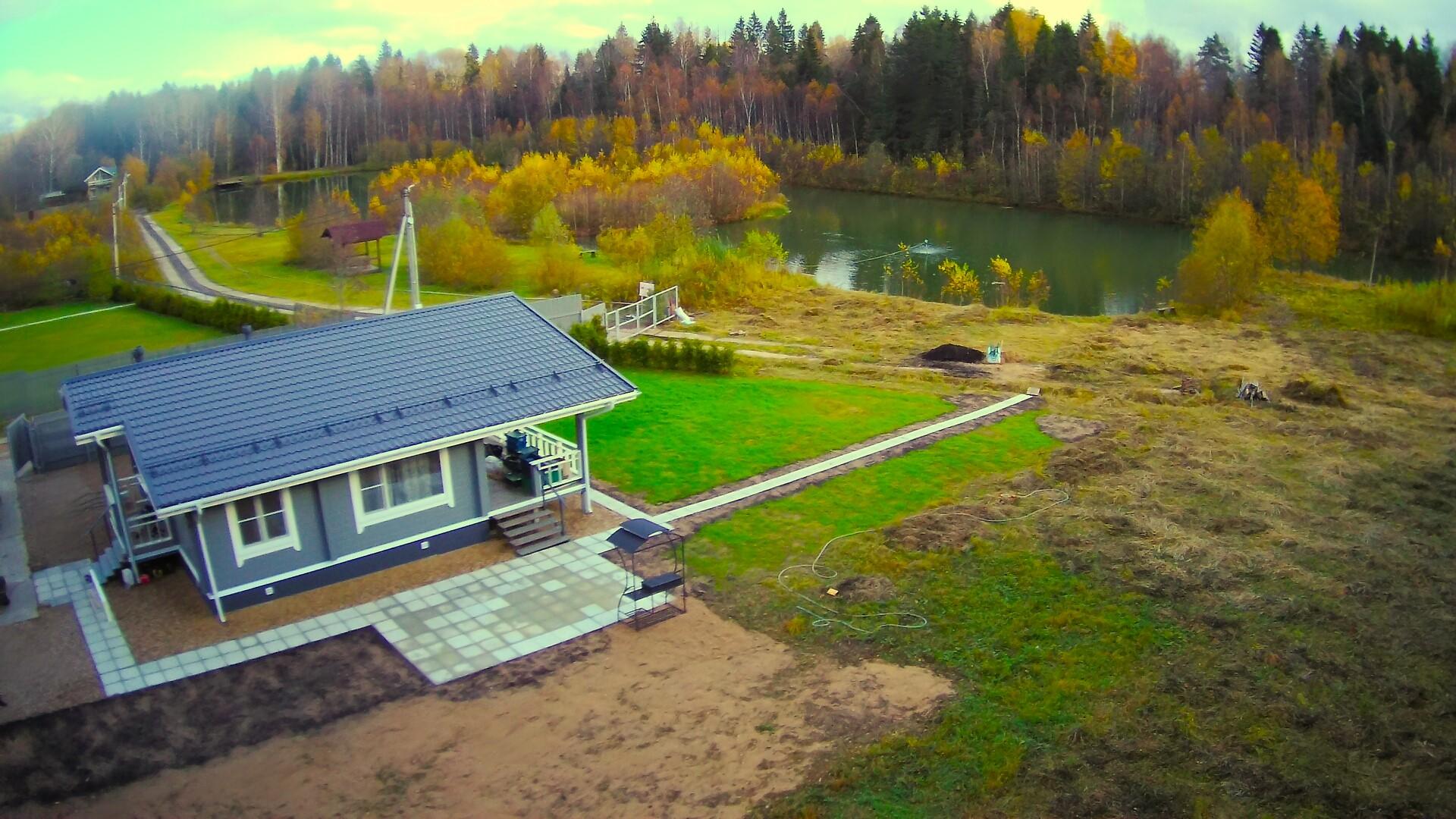 Коттедж с видом на озеро